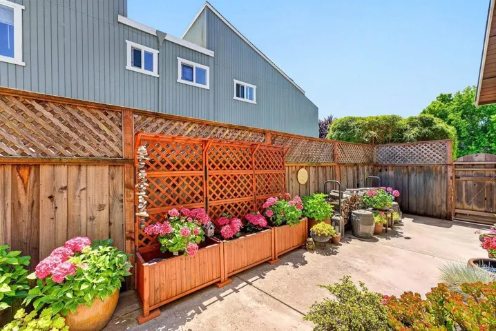 107 Bar Harbor Court, Aptos, California 95003