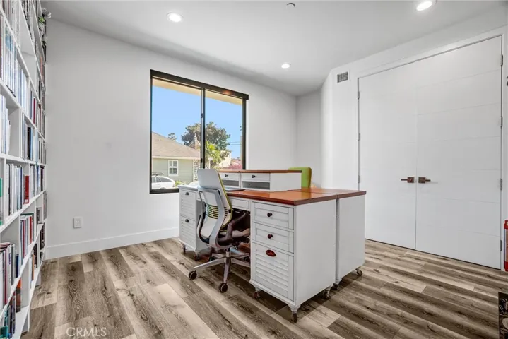 Lower bedroom uses as office