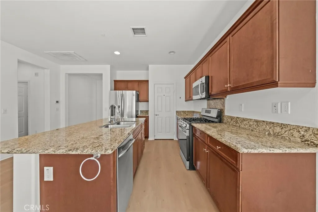 1486 Signal Peak, Beaumont, California 92223 — photo 5
