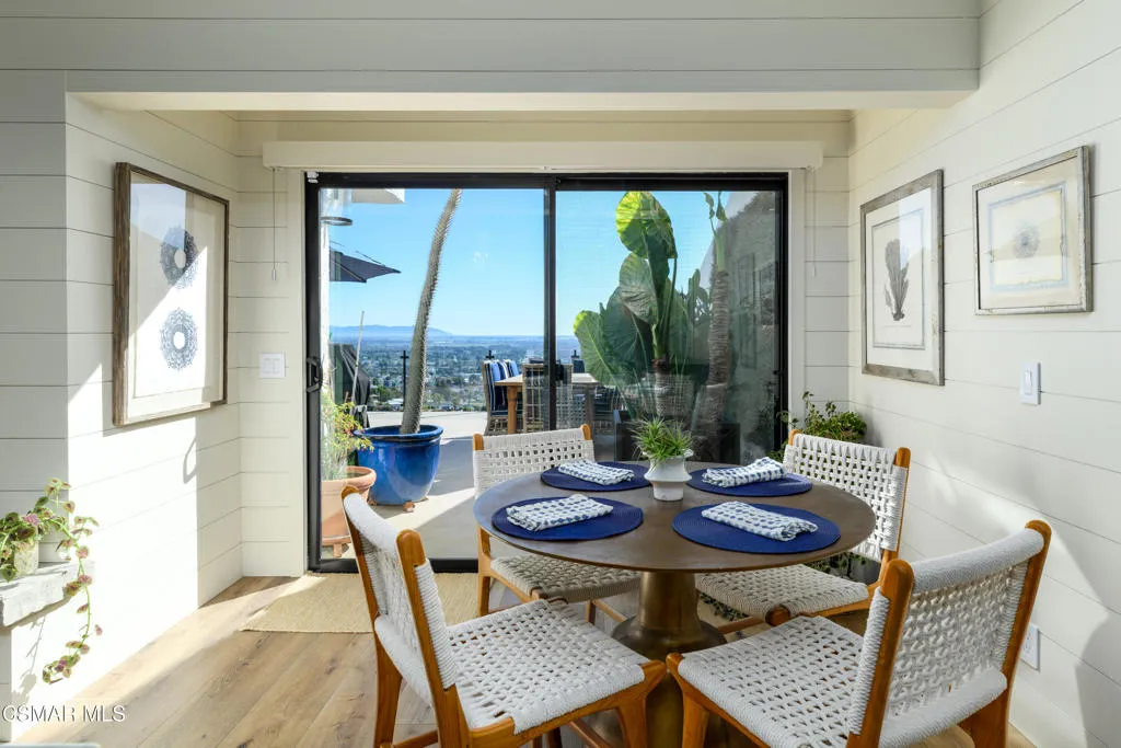 Dining View