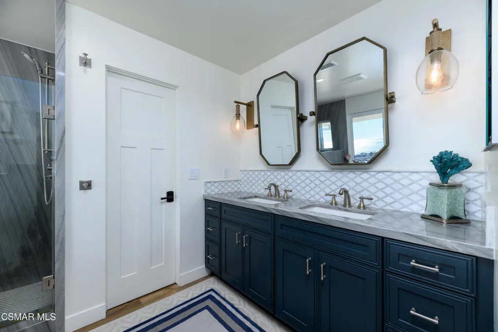 Separate Water Closet