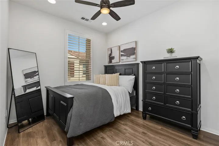160 Capricorn, Irvine, California 92618