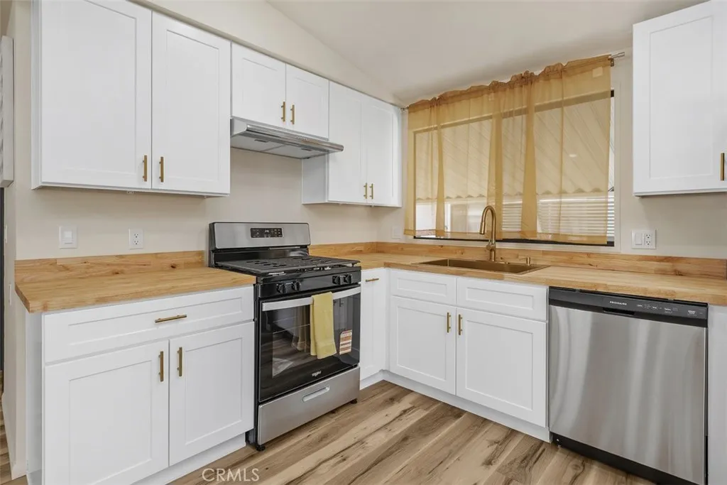 Kitchen 4