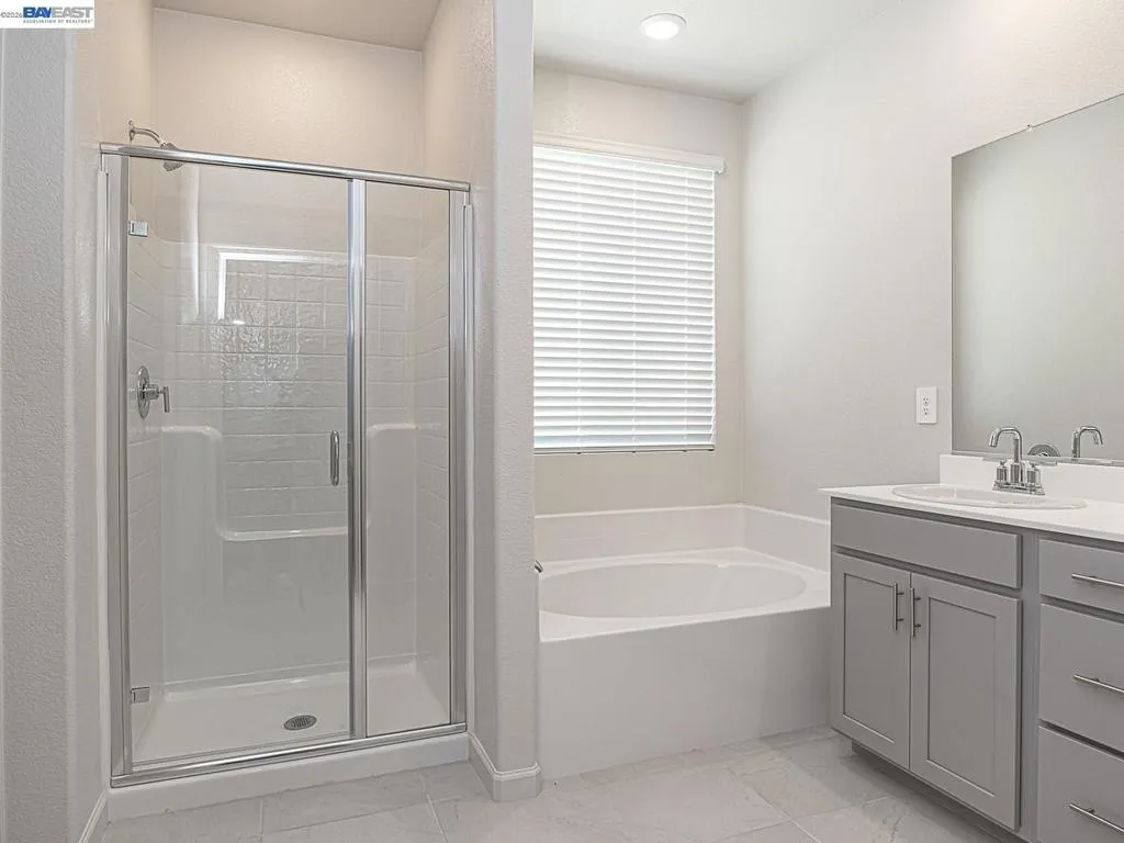 Photo is not of the actual home, but is an inspirational photo of builder’s model home and may depict options, furnishings, and/or decorator features that are not included