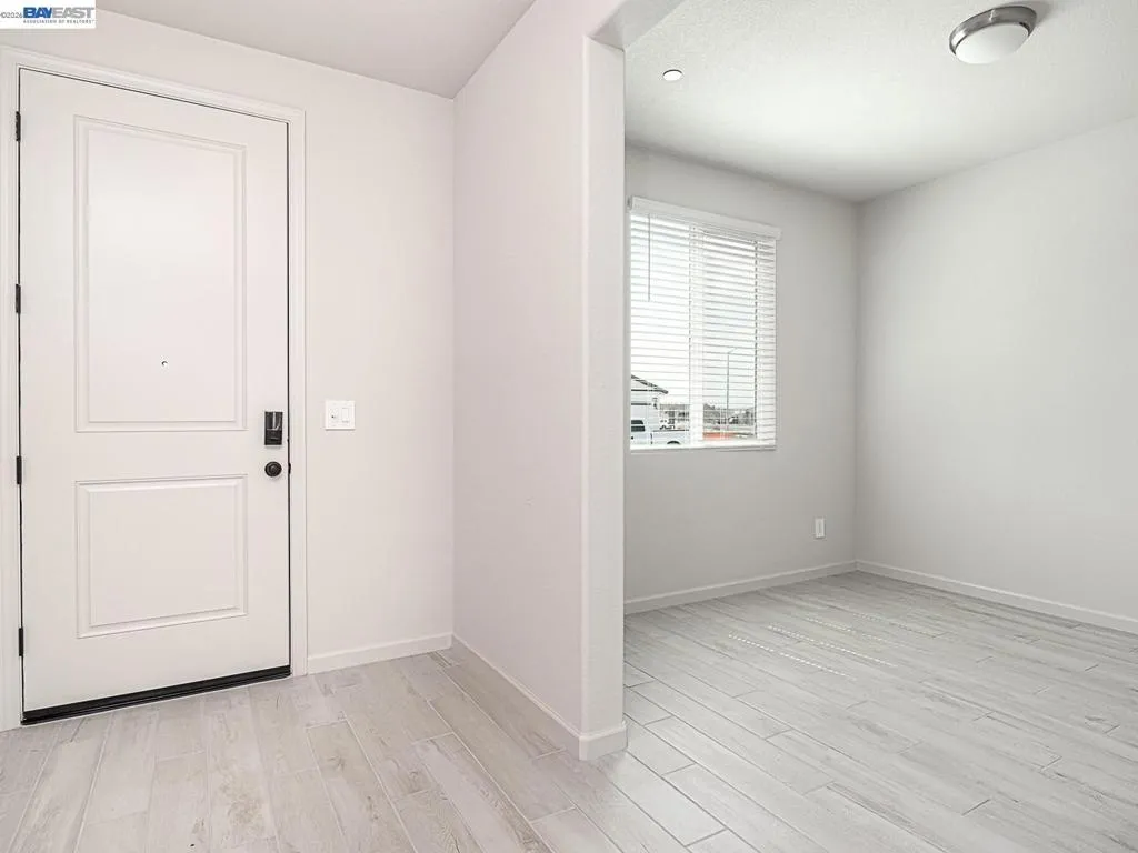 Photo is not of the actual home, but is an inspirational photo of builder’s model home and may depict options, furnishings, and/or decorator features that are not included