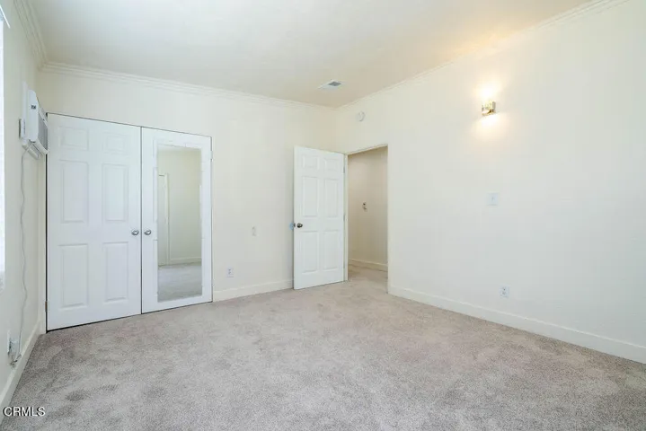 Interior-13