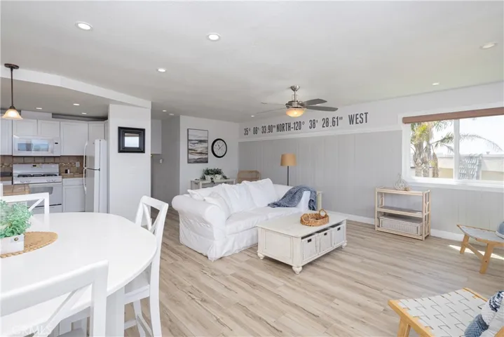 Living and dining area