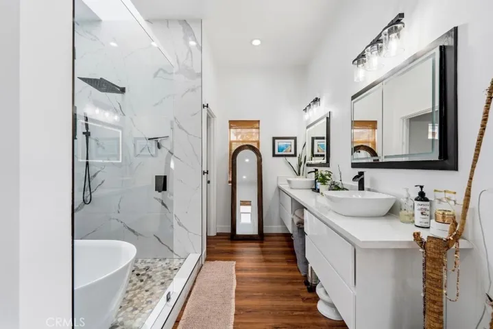 5055 N Raton, Long Beach, California 90807