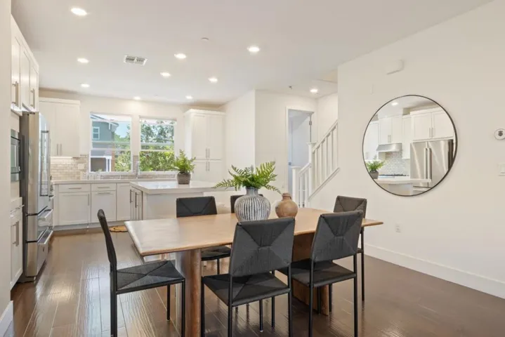 2239 Mora Place, Mountain View, California 94040