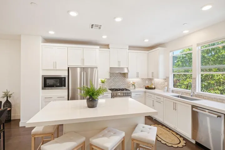 2239 Mora Place, Mountain View, California 94040