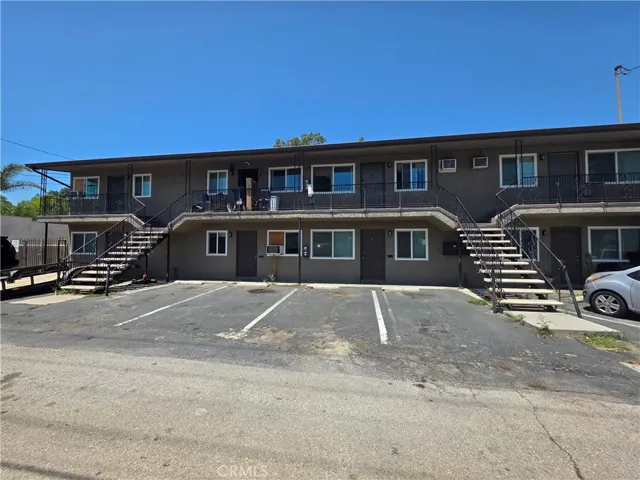 610 W Grand 1, Corona, California 92882