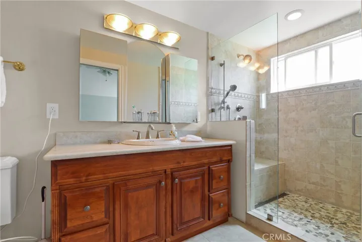Ensuite bathroom