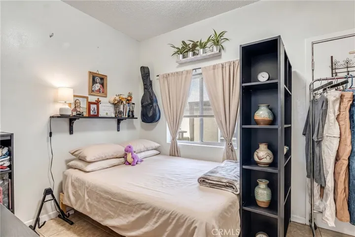 Unit 3- bed 1 digitally decluttered