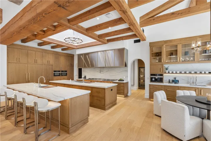 Main House​​‌​​​​‌​​‌‌​​‌​​​‌‌​​​‌​​‌‌​​‌‌​​‌‌​​​​ Kitchen