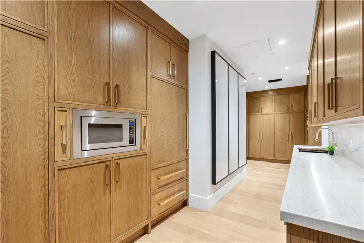 Main House Butler Pantry