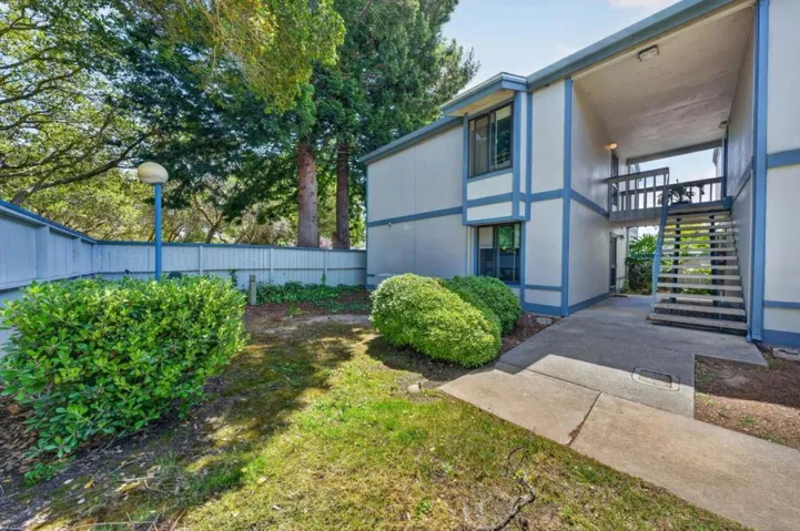 1925 46th Avenue 83, Capitola, California 95010