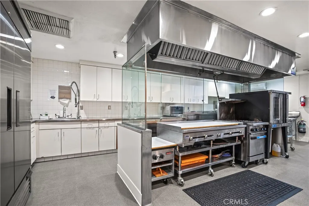 Clubhouse Kitchen