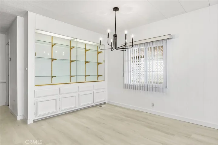 Dining with built-in