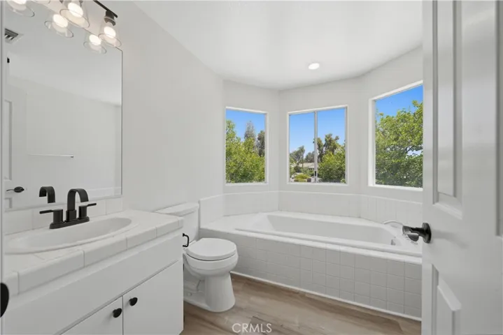 Full guest bathroom upstairs.