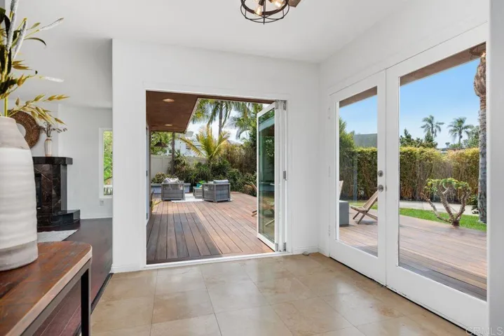 182 Andrew Avenue, Encinitas, California 92024