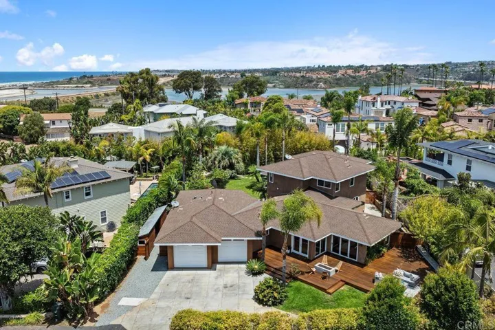 182 Andrew Avenue, Encinitas, California 92024
