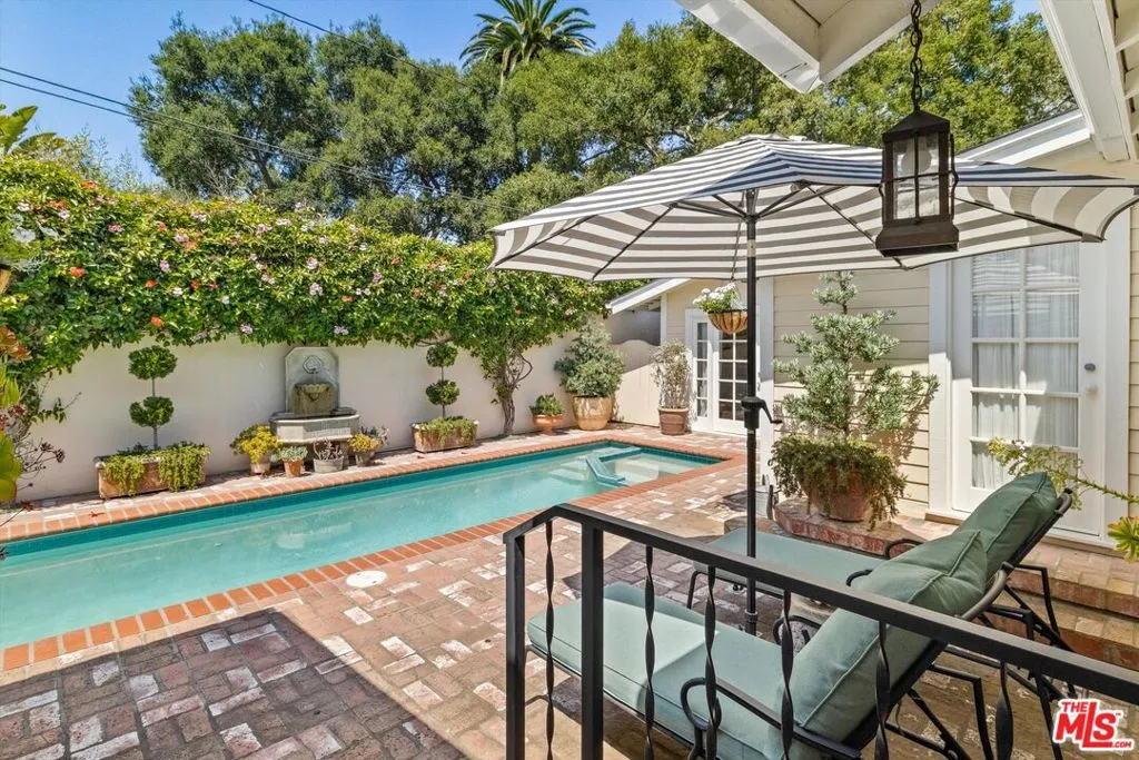 Patio/Pool