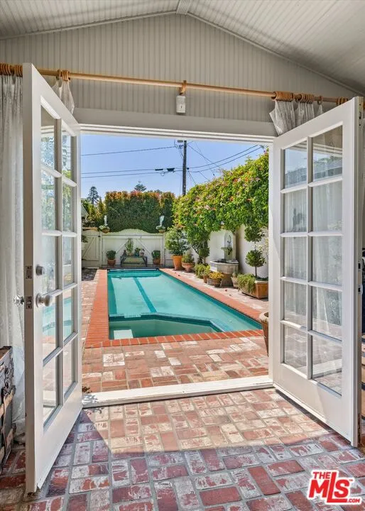 Pool House