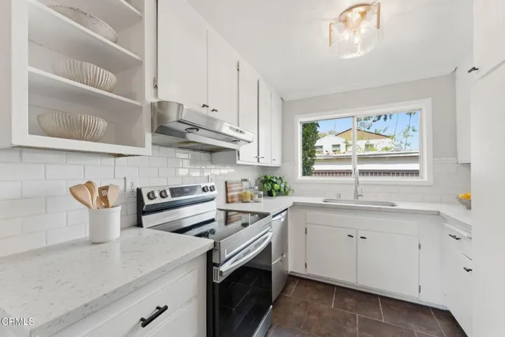 9-420 S Madison Ave-13