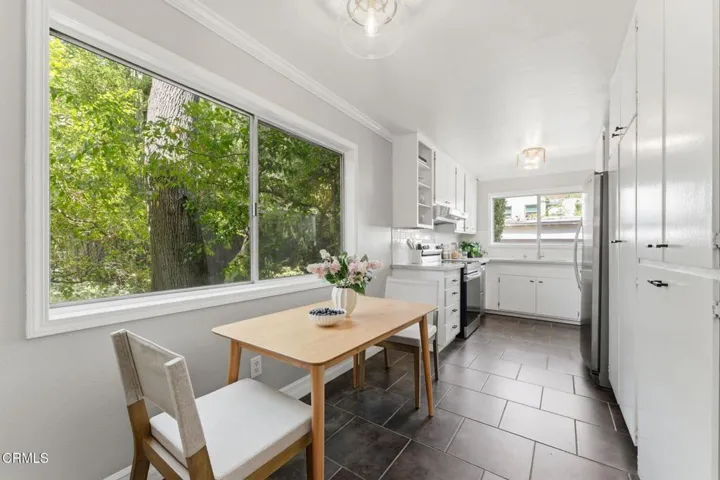 8-420 S Madison Ave-12