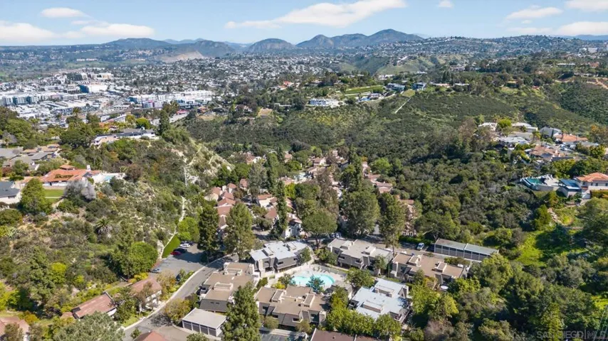 5223 Caminito Jubilo, San Diego, California 92108