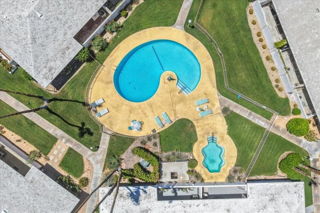 Community Pool  and Spa