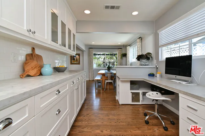13006 Magnolia Boulevard, Sherman Oaks, California 91423