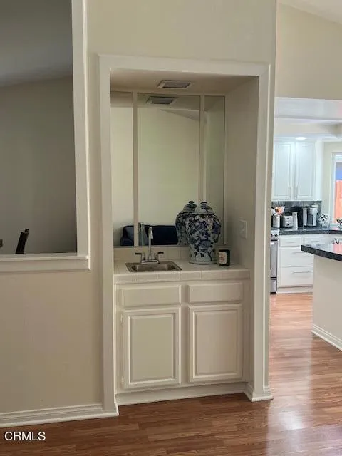 39)Wet Bar