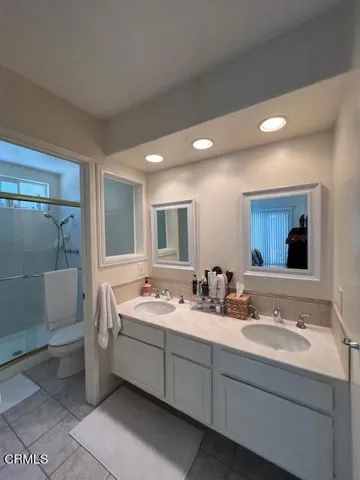 55)MASTER BATH2