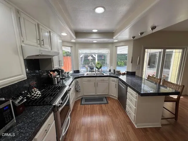26)Kitchen 1