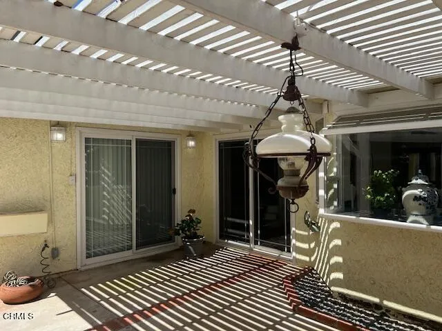 68)Patio 3