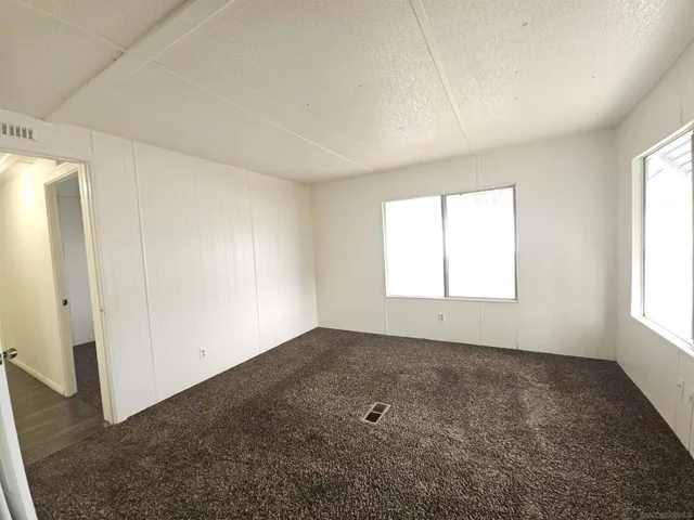 8712 Magnolia 103, Santee, California 92071
