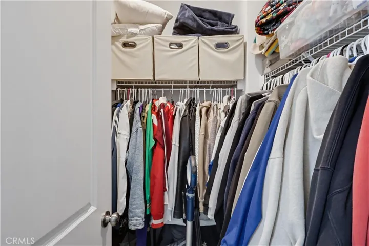 walk in closet