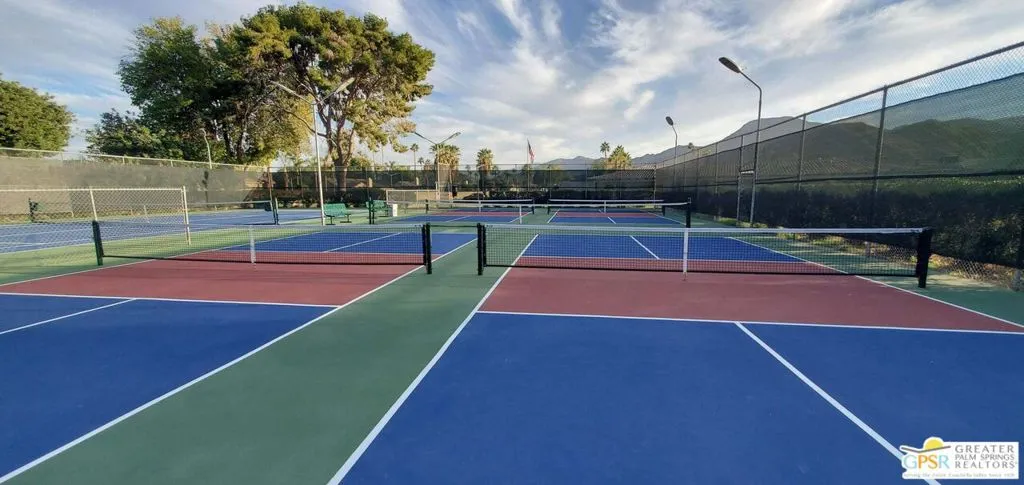 Date Palm CC - tennis
