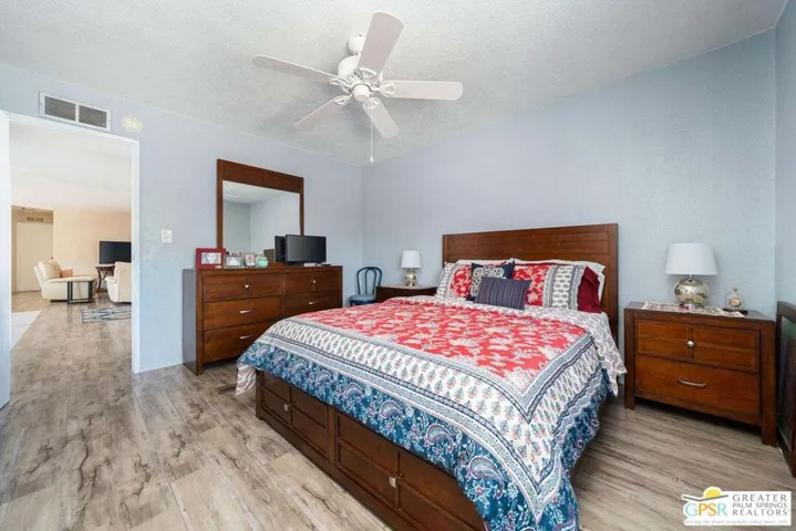 master bedroom-prior furnishin