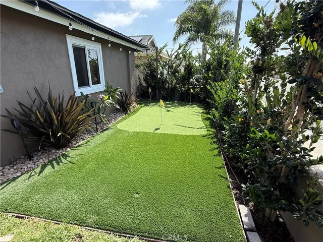 9111 Ellsworth, Huntington Beach, California 92646