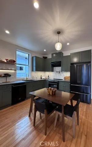 2260 Buena Vista, Alameda, California 94501