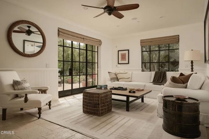 Living Room - Guest Quarters