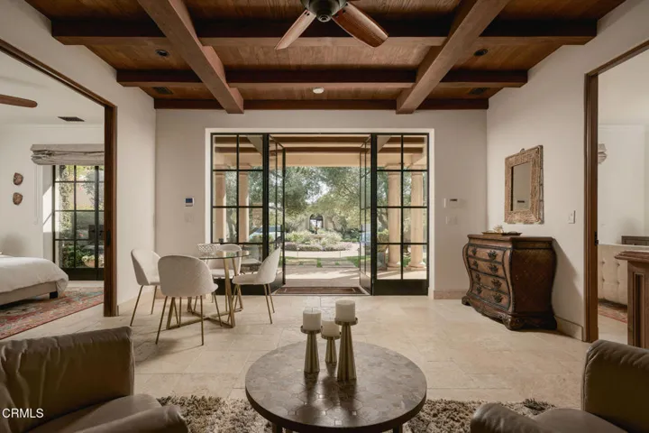 Guest House - Living Area