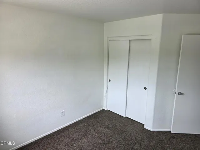1000018293