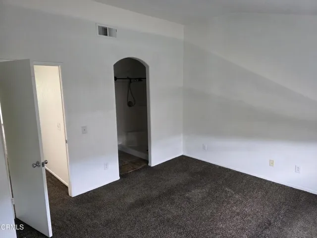 1000018287