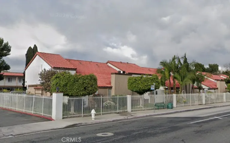 2521 Sunflower R1, Santa Ana, California 92704