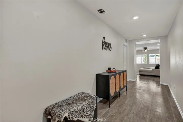 1234 Universal Way, Hemet, California 92543