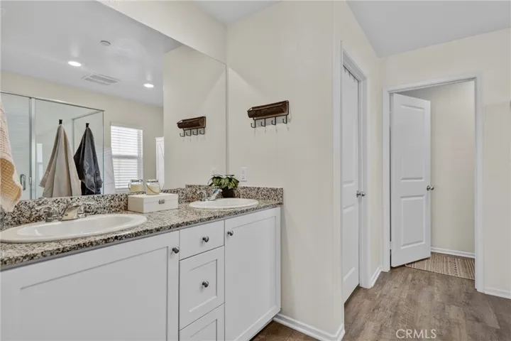 1234 Universal Way, Hemet, California 92543