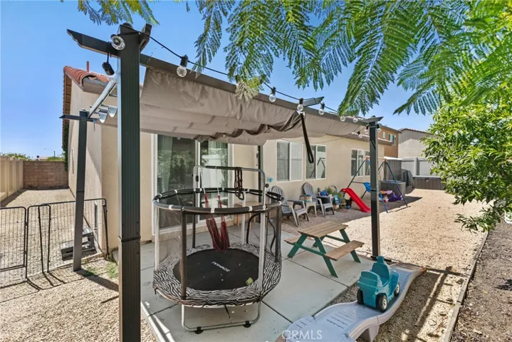 1234 Universal Way, Hemet, California 92543
